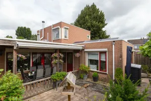 Woonhuis te koop Schoener 11 22 Lelystad