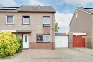 Woonhuis te koop Volendamstraat 5 Lelystad