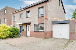 Woonhuis te koop Volendamstraat 5 Lelystad