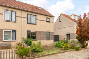Woonhuis te koop Rivierenlaan 46 Lelystad