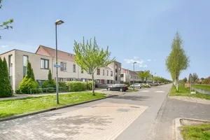 Woonhuis te koop Pauwenburg 136 Lelystad