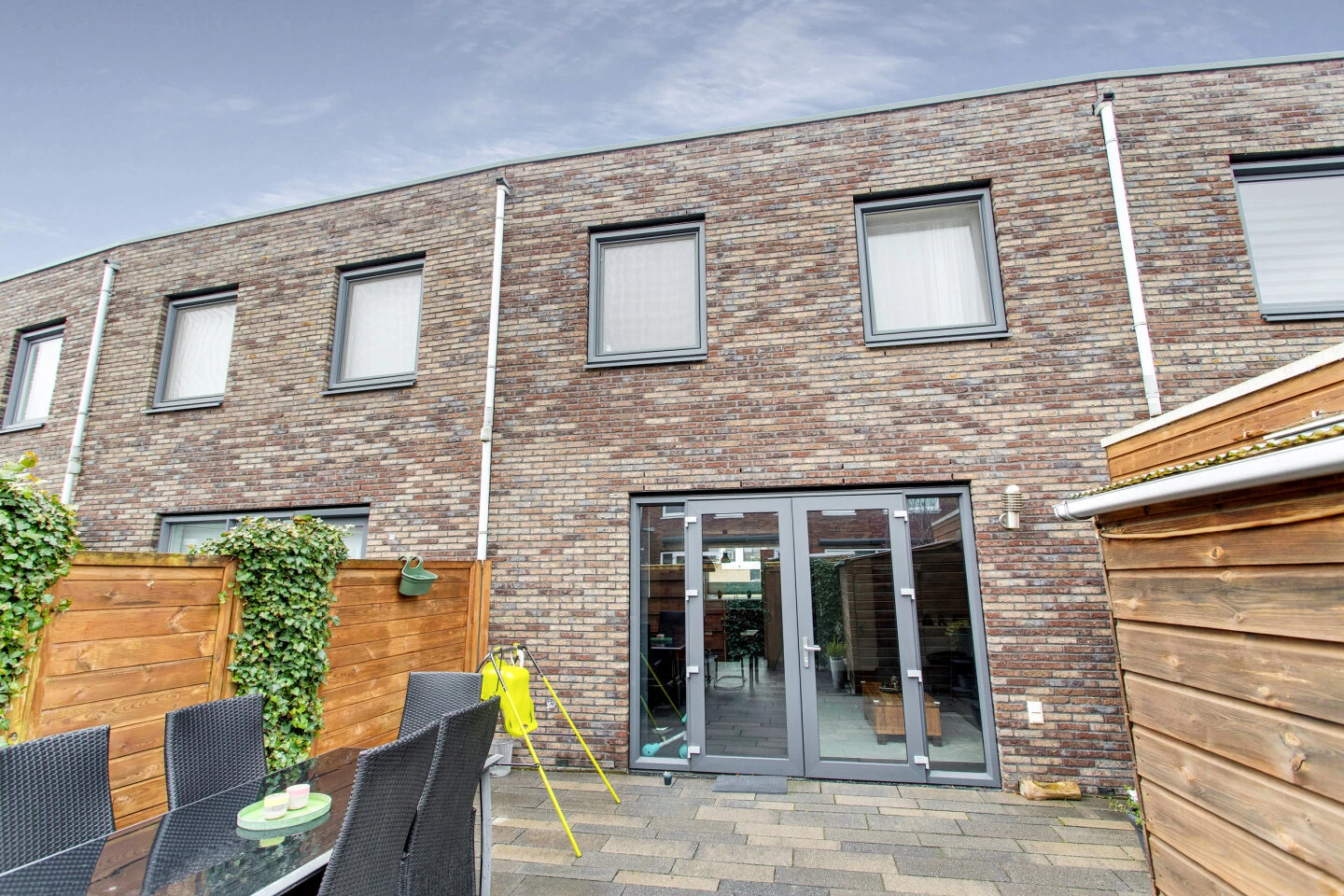 House for sale Roald Amundsenstraat 148 Almere