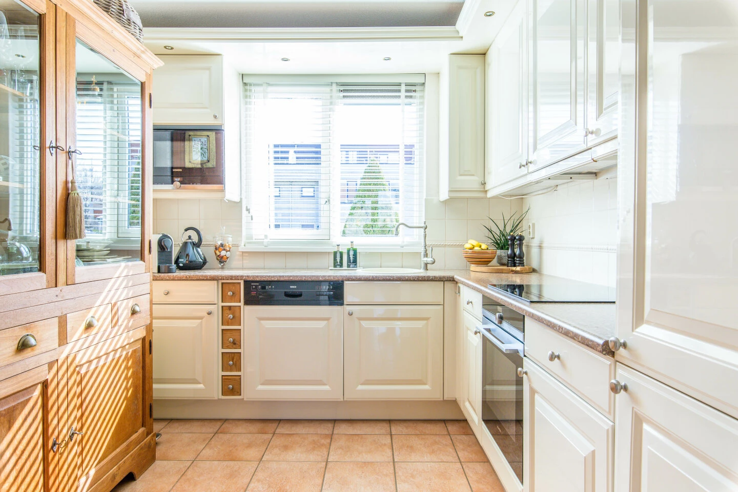 Woonhuis te koop Clare Lennartstraat 10 Almere
