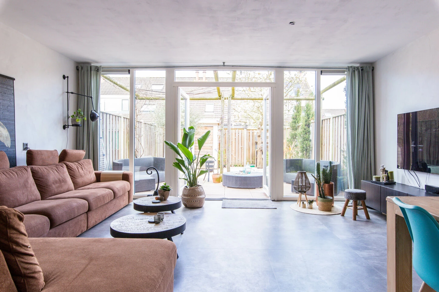 Woonhuis te koop Ringdijk 378 Lelystad