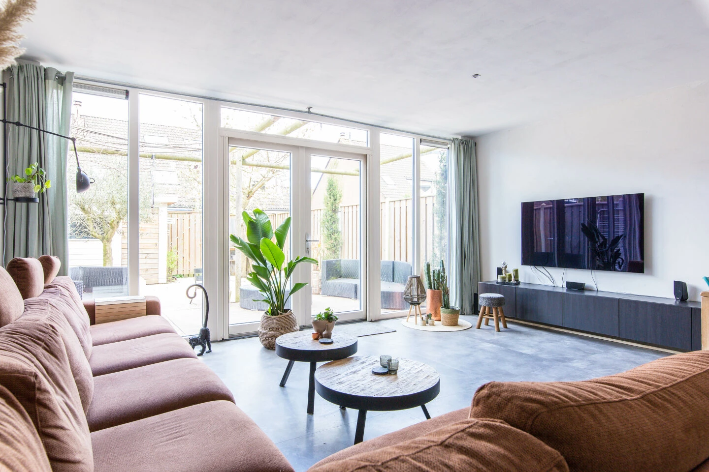 Woonhuis te koop Ringdijk 378 Lelystad