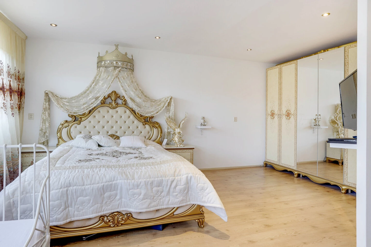 House for sale Harderwijkstraat 88 Lelystad