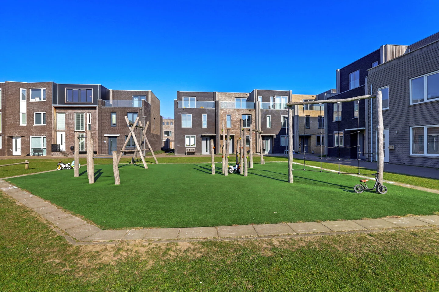 House for sale Amaterasuhof 18 Almere